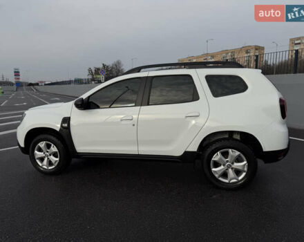 Білий Рено Дастер, об'ємом двигуна 1.6 л та пробігом 28 тис. км за 16800 $, фото 17 на Automoto.ua