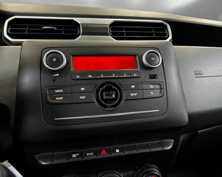 Белый Рено Дастер, объемом двигателя 1.5 л и пробегом 181 тыс. км за 14000 $, фото 16 на Automoto.ua