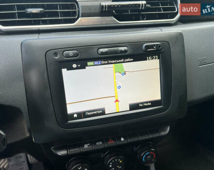 Белый Рено Дастер, объемом двигателя 1.6 л и пробегом 156 тыс. км за 12800 $, фото 17 на Automoto.ua