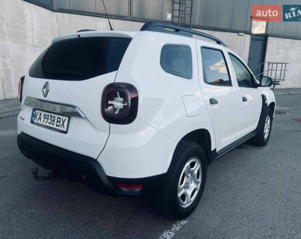 Білий Рено Дастер, об'ємом двигуна 1.6 л та пробігом 128 тис. км за 11000 $, фото 10 на Automoto.ua