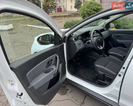 Белый Рено Дастер, объемом двигателя 1.46 л и пробегом 130 тыс. км за 14900 $, фото 13 на Automoto.ua