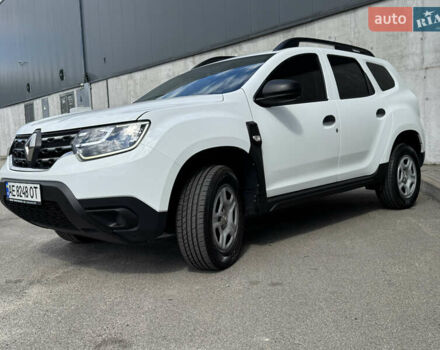 Белый Рено Дастер, объемом двигателя 1.6 л и пробегом 107 тыс. км за 14300 $, фото 2 на Automoto.ua