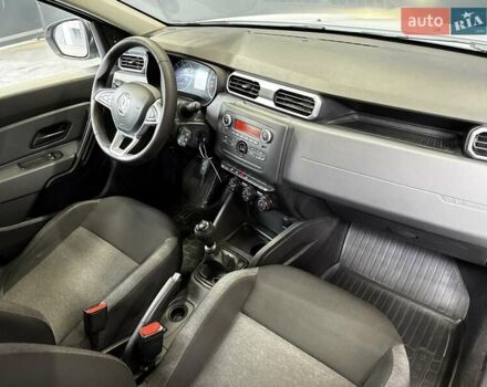 Рено Дастер 2021 в Киеве на Automoto.ua Белый Рено Дастер, объемом двигателя 1.5 л и пробегом 181 тыс. км за 14000 $, фото 31 на Automoto.ua