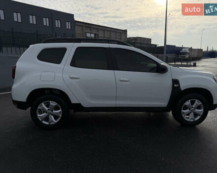 Білий Рено Дастер, об'ємом двигуна 1.6 л та пробігом 28 тис. км за 16800 $, фото 38 на Automoto.ua