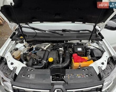 Белый Рено Дастер, объемом двигателя 1.5 л и пробегом 140 тыс. км за 16100 $, фото 21 на Automoto.ua