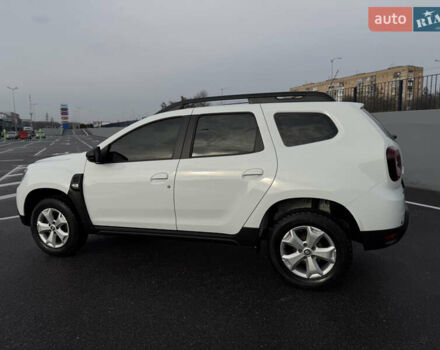Білий Рено Дастер, об'ємом двигуна 1.6 л та пробігом 28 тис. км за 16800 $, фото 18 на Automoto.ua