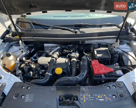 Белый Рено Дастер, объемом двигателя 1.5 л и пробегом 122 тыс. км за 17899 $, фото 19 на Automoto.ua