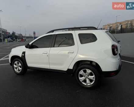 Білий Рено Дастер, об'ємом двигуна 1.6 л та пробігом 28 тис. км за 16800 $, фото 19 на Automoto.ua