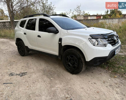 Белый Рено Дастер, объемом двигателя 1.5 л и пробегом 27 тыс. км за 15500 $, фото 7 на Automoto.ua