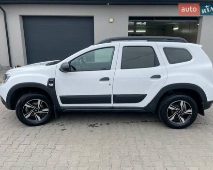 Рено Дастер 2021 у Ужгороді на Automoto.ua Білий Рено Дастер, об'ємом двигуна 1.46 л та пробігом 115 тис. км за 17300 $, фото 4 на Automoto.ua