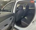 Белый Рено Дастер, объемом двигателя 1.6 л и пробегом 107 тыс. км за 14000 $, фото 10 на Automoto.ua
