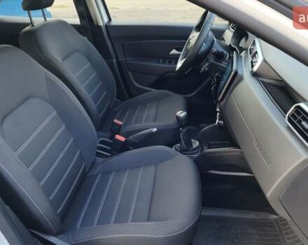 Белый Рено Дастер, объемом двигателя 1.5 л и пробегом 80 тыс. км за 13500 $, фото 23 на Automoto.ua