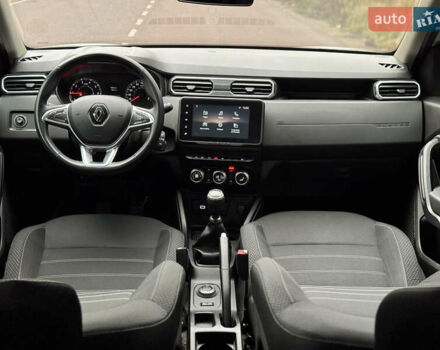 Білий Рено Дастер, об'ємом двигуна 1.46 л та пробігом 150 тис. км за 18200 $, фото 17 на Automoto.ua