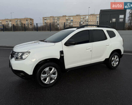 Білий Рено Дастер, об'ємом двигуна 1.6 л та пробігом 28 тис. км за 16800 $, фото 10 на Automoto.ua