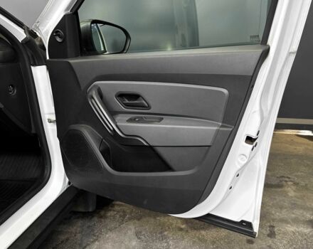 Белый Рено Дастер, объемом двигателя 1.5 л и пробегом 181 тыс. км за 14000 $, фото 21 на Automoto.ua