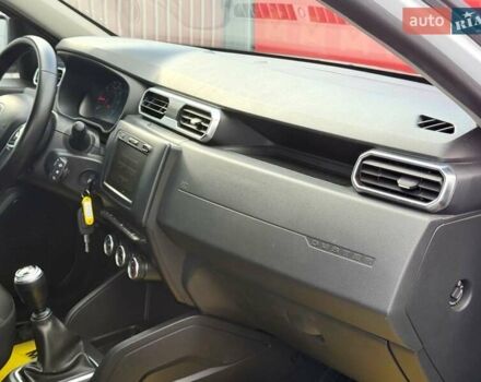 Білий Рено Дастер, об'ємом двигуна 1.46 л та пробігом 159 тис. км за 18800 $, фото 53 на Automoto.ua