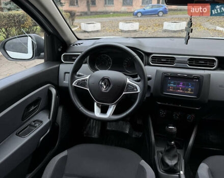 Белый Рено Дастер, объемом двигателя 1.46 л и пробегом 130 тыс. км за 14900 $, фото 21 на Automoto.ua