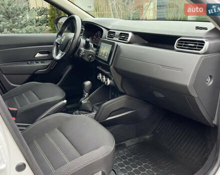 Білий Рено Дастер, об'ємом двигуна 1.46 л та пробігом 92 тис. км за 16900 $, фото 53 на Automoto.ua