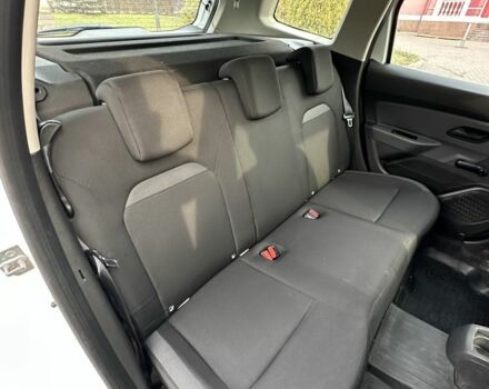 Білий Рено Дастер, об'ємом двигуна 1.5 л та пробігом 222 тис. км за 15500 $, фото 14 на Automoto.ua