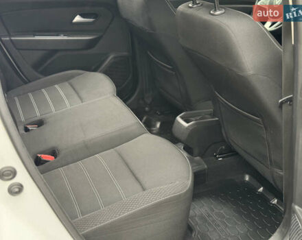 Білий Рено Дастер, об'ємом двигуна 1.46 л та пробігом 150 тис. км за 18200 $, фото 24 на Automoto.ua