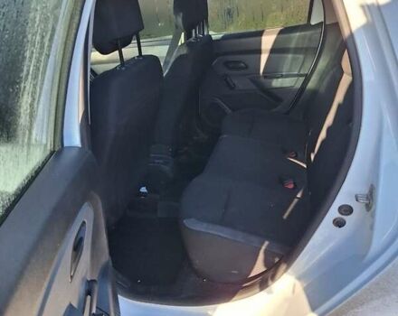 Белый Рено Дастер, объемом двигателя 1.46 л и пробегом 299 тыс. км за 16500 $, фото 11 на Automoto.ua