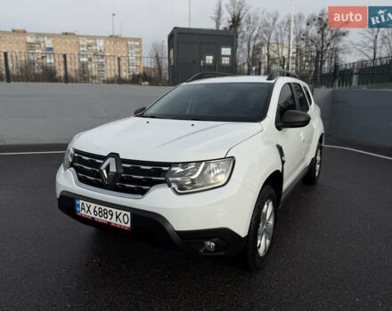 Білий Рено Дастер, об'ємом двигуна 1.6 л та пробігом 28 тис. км за 16800 $, фото 6 на Automoto.ua