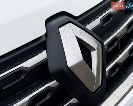 Белый Рено Дастер, объемом двигателя 1.6 л и пробегом 59 тыс. км за 13450 $, фото 6 на Automoto.ua