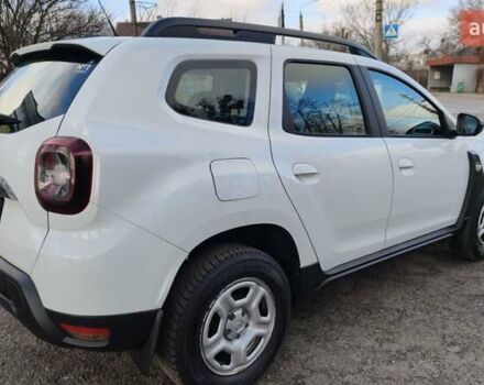 Белый Рено Дастер, объемом двигателя 1.5 л и пробегом 80 тыс. км за 13500 $, фото 9 на Automoto.ua