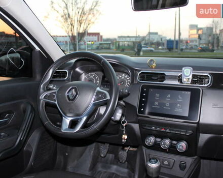 Білий Рено Дастер, об'ємом двигуна 1.5 л та пробігом 120 тис. км за 16900 $, фото 26 на Automoto.ua