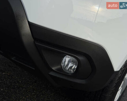 Білий Рено Дастер, об'ємом двигуна 1.6 л та пробігом 28 тис. км за 16800 $, фото 52 на Automoto.ua