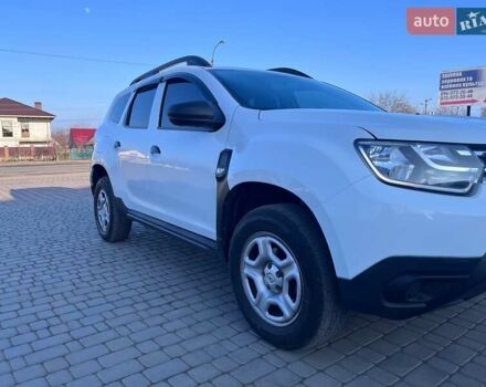 Белый Рено Дастер, объемом двигателя 1.6 л и пробегом 139 тыс. км за 12900 $, фото 4 на Automoto.ua