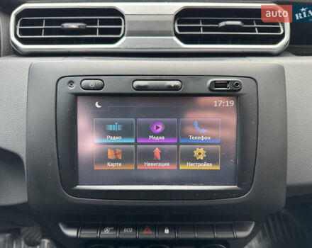 Белый Рено Дастер, объемом двигателя 1.46 л и пробегом 130 тыс. км за 14900 $, фото 23 на Automoto.ua