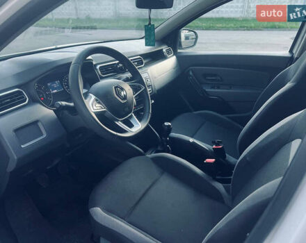 Білий Рено Дастер, об'ємом двигуна 1.6 л та пробігом 128 тис. км за 11000 $, фото 8 на Automoto.ua