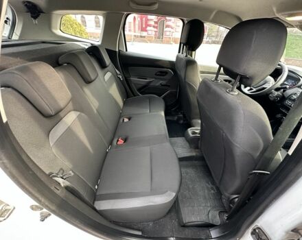 Білий Рено Дастер, об'ємом двигуна 1.5 л та пробігом 222 тис. км за 15500 $, фото 11 на Automoto.ua