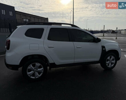 Білий Рено Дастер, об'ємом двигуна 1.6 л та пробігом 28 тис. км за 16800 $, фото 36 на Automoto.ua