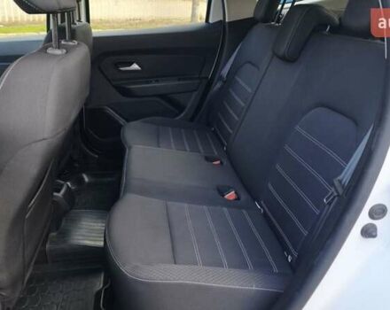 Белый Рено Дастер, объемом двигателя 1.5 л и пробегом 80 тыс. км за 13500 $, фото 31 на Automoto.ua