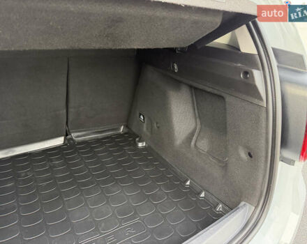 Білий Рено Дастер, об'ємом двигуна 1.6 л та пробігом 28 тис. км за 16800 $, фото 96 на Automoto.ua