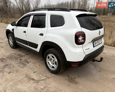 Белый Рено Дастер, объемом двигателя 1.6 л и пробегом 75 тыс. км за 12999 $, фото 3 на Automoto.ua