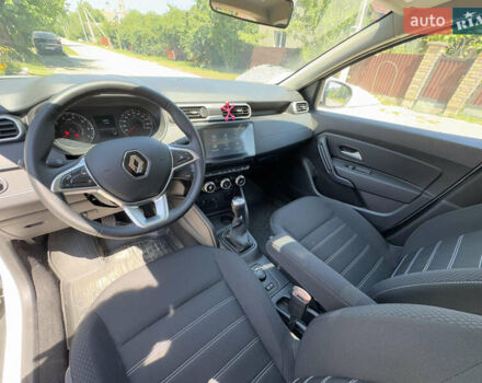 Білий Рено Дастер, об'ємом двигуна 1.6 л та пробігом 5 тис. км за 16900 $, фото 7 на Automoto.ua