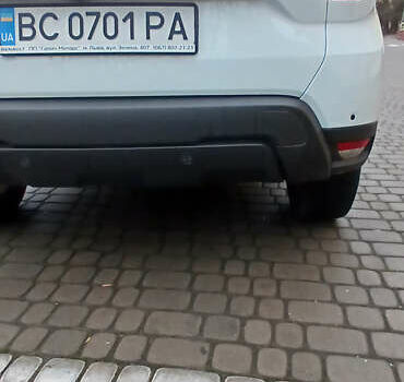 Белый Рено Дастер, объемом двигателя 1.6 л и пробегом 33 тыс. км за 16200 $, фото 15 на Automoto.ua