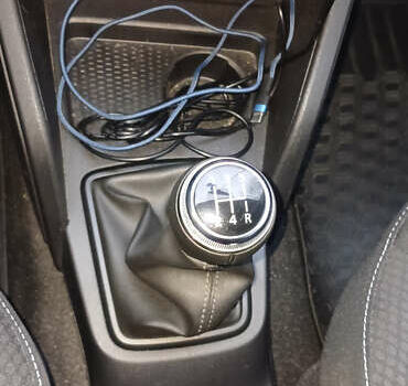 Белый Рено Дастер, объемом двигателя 1.6 л и пробегом 33 тыс. км за 16200 $, фото 24 на Automoto.ua