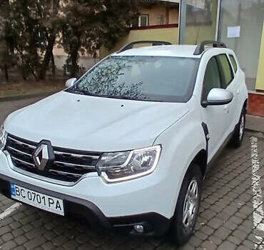Белый Рено Дастер, объемом двигателя 1.6 л и пробегом 33 тыс. км за 16200 $, фото 5 на Automoto.ua