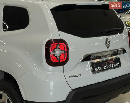 Белый Рено Дастер, объемом двигателя 1.46 л и пробегом 140 тыс. км за 17299 $, фото 14 на Automoto.ua