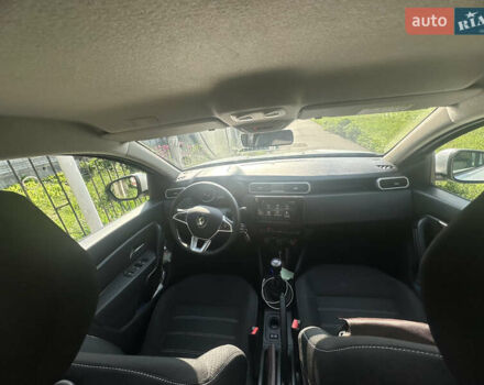 Белый Рено Дастер, объемом двигателя 1.5 л и пробегом 34 тыс. км за 19500 $, фото 5 на Automoto.ua