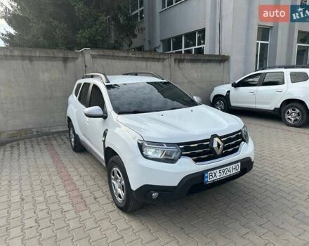 Белый Рено Дастер, объемом двигателя 1.5 л и пробегом 216 тыс. км за 14500 $, фото 4 на Automoto.ua