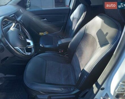 Белый Рено Дастер, объемом двигателя 1.6 л и пробегом 126 тыс. км за 16700 $, фото 15 на Automoto.ua