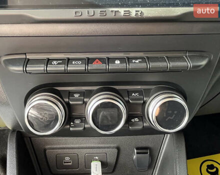 Белый Рено Дастер, объемом двигателя 1.46 л и пробегом 47 тыс. км за 21750 $, фото 11 на Automoto.ua