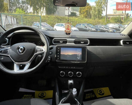 Белый Рено Дастер, объемом двигателя 1.46 л и пробегом 47 тыс. км за 21750 $, фото 13 на Automoto.ua