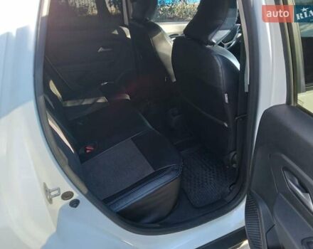 Белый Рено Дастер, объемом двигателя 1.6 л и пробегом 126 тыс. км за 16700 $, фото 17 на Automoto.ua