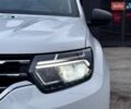 Белый Рено Дастер, объемом двигателя 1.6 л и пробегом 22 тыс. км за 17800 $, фото 3 на Automoto.ua